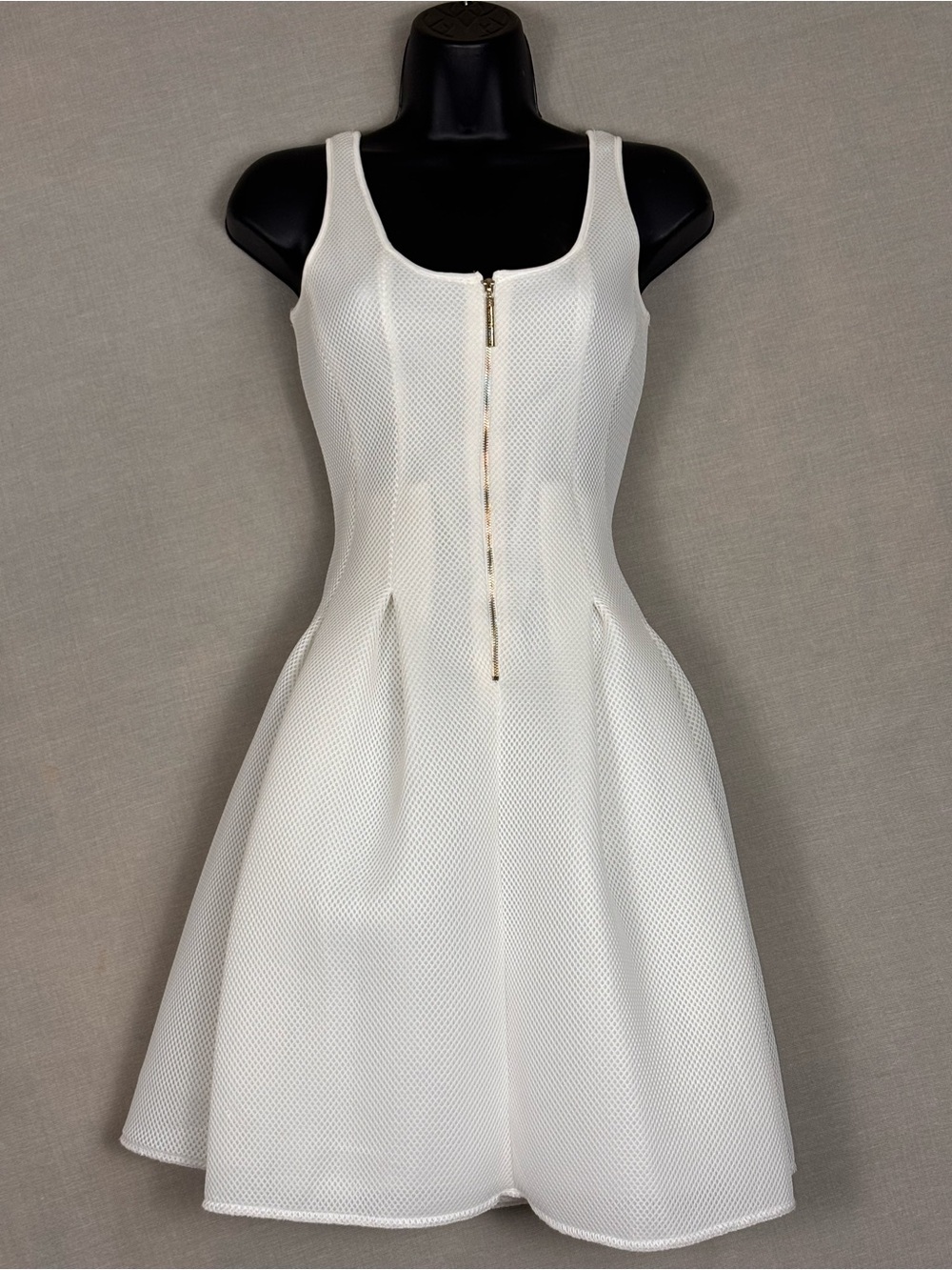 Nicki Minaj White Textured Fit & Flare Dress Pockets XS Gold Zip